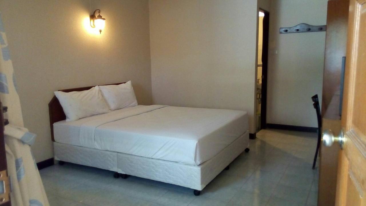 Jomtien Cozy Inn Pattaya Bagian luar foto