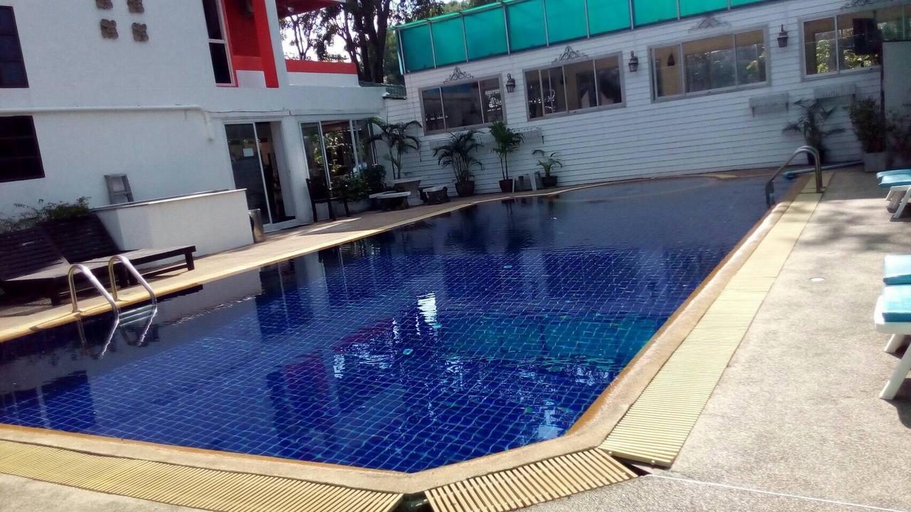 Jomtien Cozy Inn Pattaya Bagian luar foto
