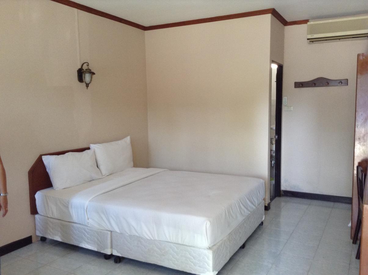 Jomtien Cozy Inn Pattaya Bagian luar foto