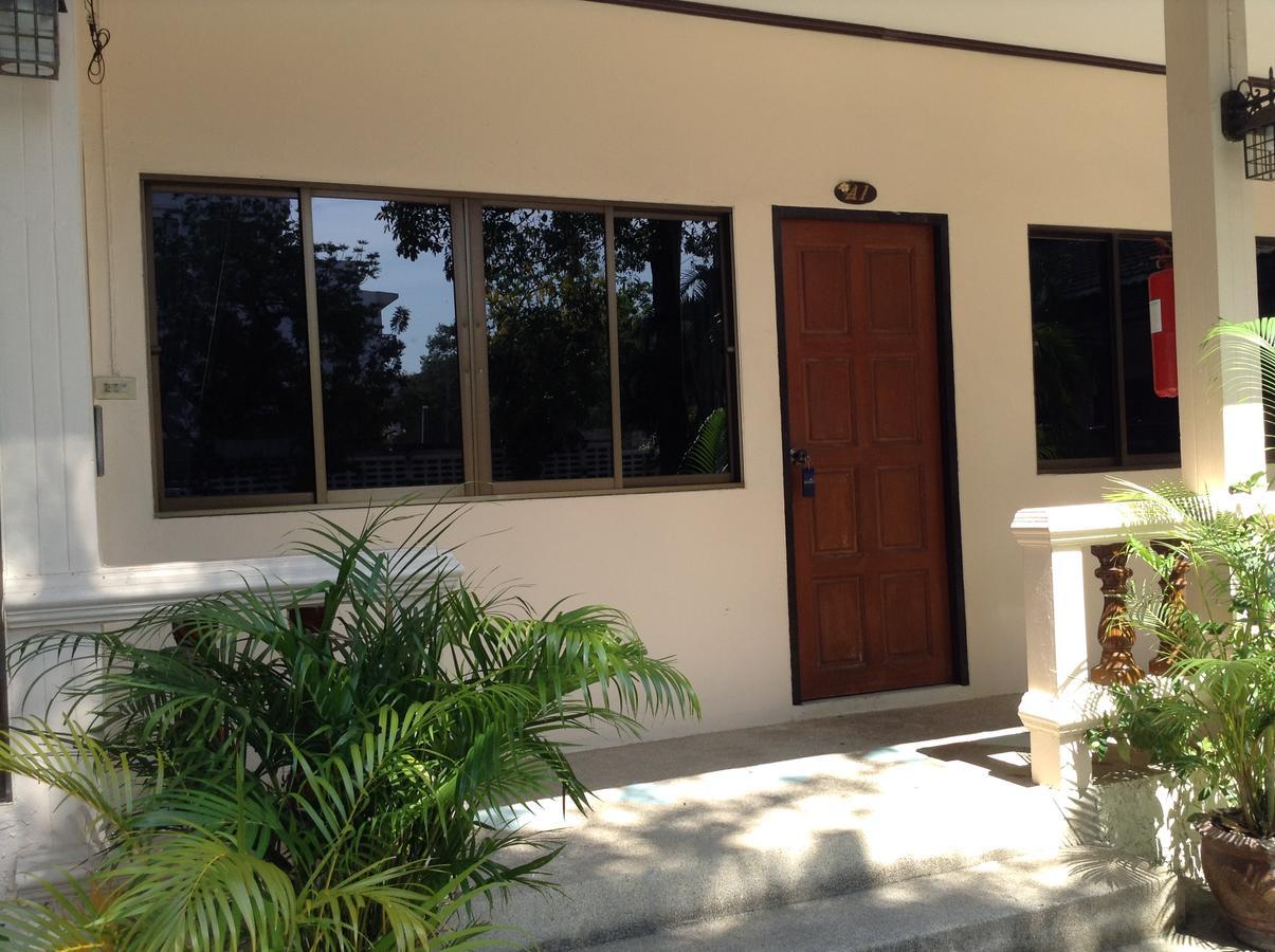 Jomtien Cozy Inn Pattaya Bagian luar foto